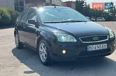 Хэтчбек Ford Focus 2006 в 