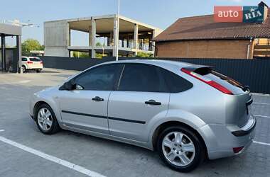 Хэтчбек Ford Focus 2007 в 