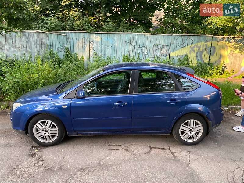 Хэтчбек Ford Focus 2007 в Киеве