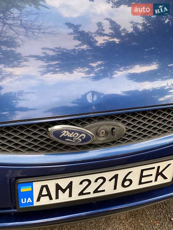Хэтчбек Ford Focus 2007 в Киеве
