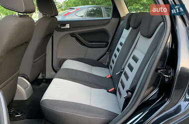 Универсал Ford Focus 2010 в 