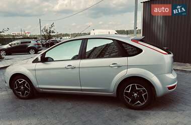 Хэтчбек Ford Focus 2008 в 