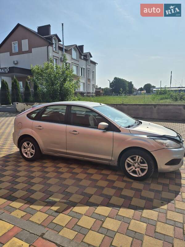 Хетчбек Ford Focus 2008 в Гайсину