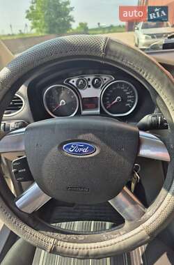 Хэтчбек Ford Focus 2008 в 