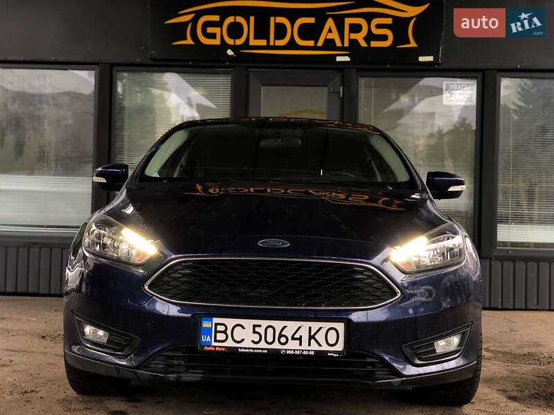 Седан Ford Focus 2016 в 