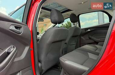 Седан Ford Focus 2011 в 