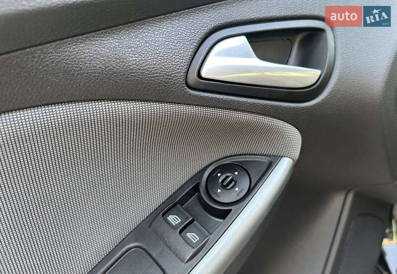 Универсал Ford Focus 2013 в Ровно