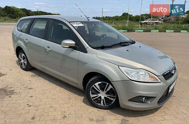 Универсал Ford Focus 2010 в Покровском