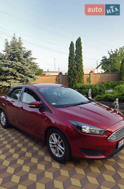 Седан Ford Focus 2015 в 