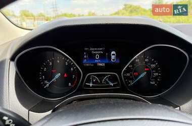 Хетчбек Ford Focus 2016 в 