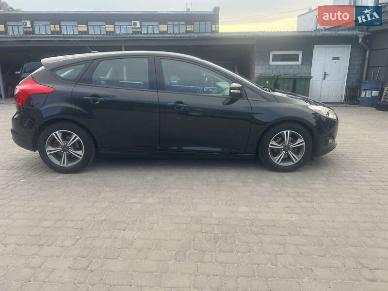 Хэтчбек Ford Focus 2014 в Нововолынске