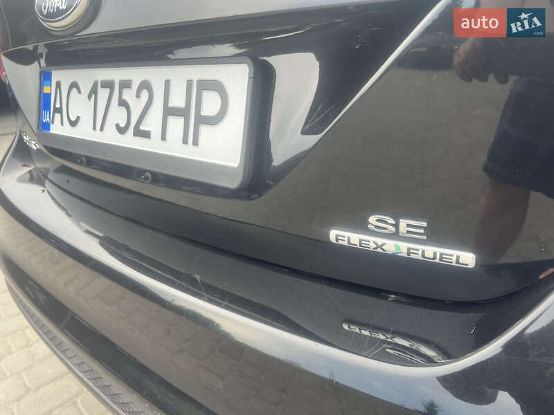 Хэтчбек Ford Focus 2014 в Нововолынске