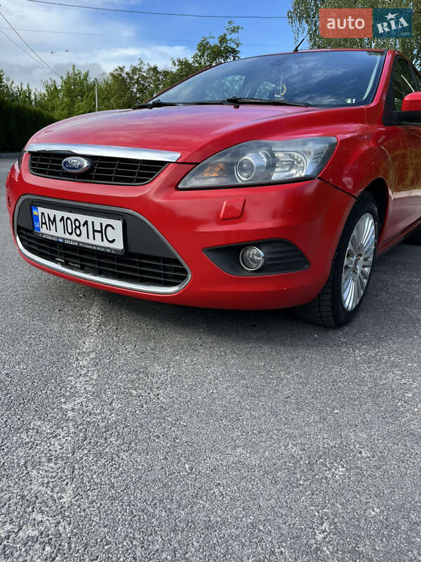 Хэтчбек Ford Focus 2009 в Звягеле