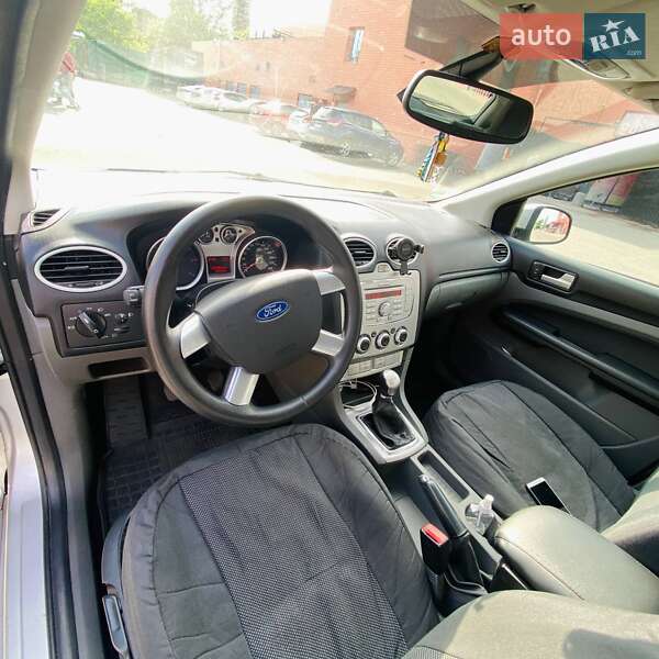 Хэтчбек Ford Focus 2008 в Киеве