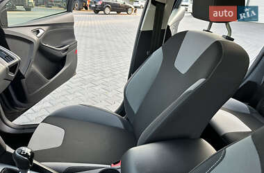 Универсал Ford Focus 2013 в 