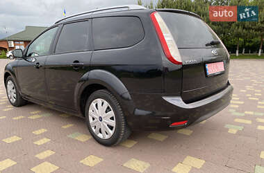 Универсал Ford Focus 2010 в 