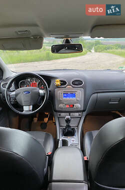 Универсал Ford Focus 2010 в 