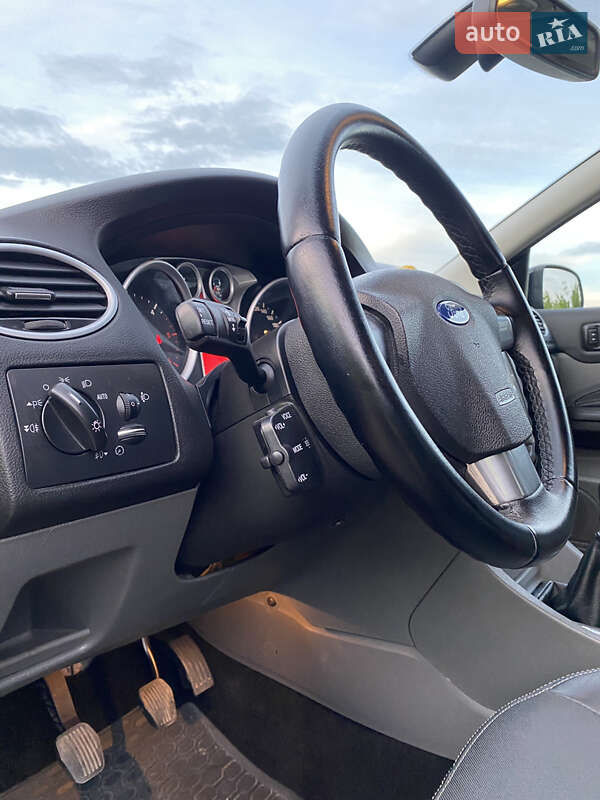 Универсал Ford Focus 2010 в Львове