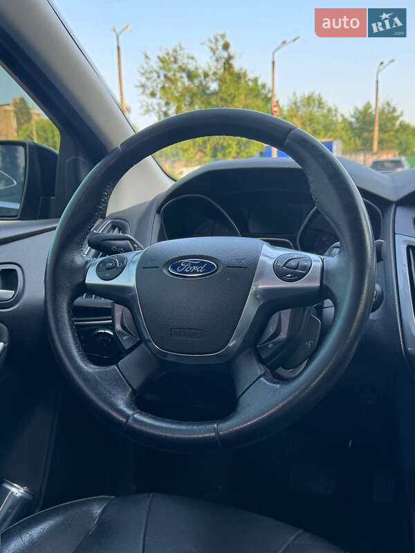 Седан Ford Focus 2012 в Киеве