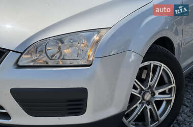 Хэтчбек Ford Focus 2007 в 