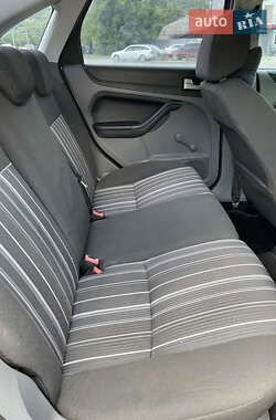 Седан Ford Focus 2008 в 