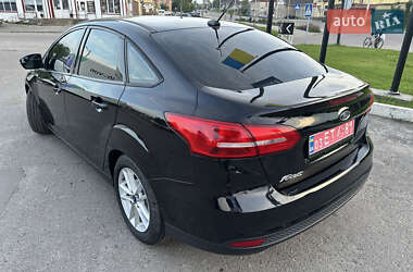 Седан Ford Focus 2016 в 