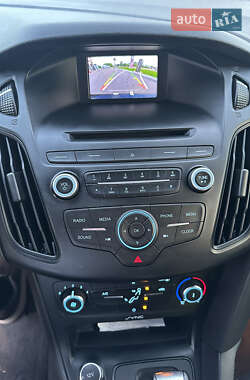 Седан Ford Focus 2016 в 