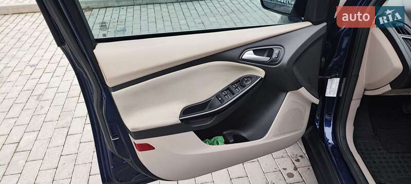 Хэтчбек Ford Focus 2016 в Каменец-Подольском