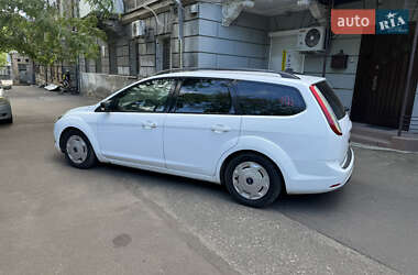 Универсал Ford Focus 2010 в 