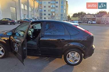 Хэтчбек Ford Focus 2006 в 