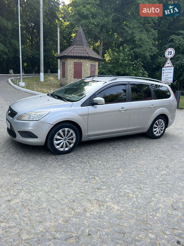 Универсал Ford Focus 2010 в Черновцах