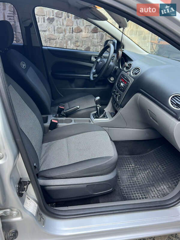 Универсал Ford Focus 2010 в Черновцах