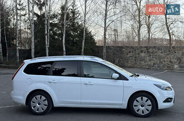 Универсал Ford Focus 2010 в 