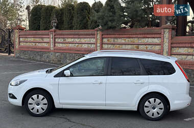 Универсал Ford Focus 2010 в 
