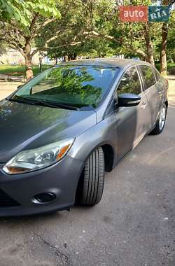 Седан Ford Focus 2014 в 