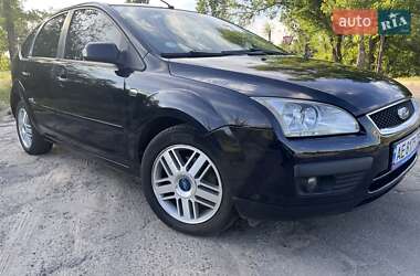 Хэтчбек Ford Focus 2006 в 