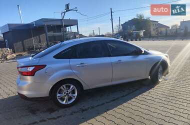 Седан Ford Focus 2014 в 