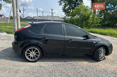 Хэтчбек Ford Focus 2007 в 