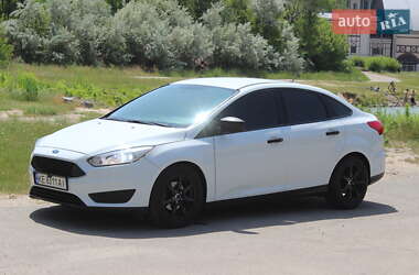 Седан Ford Focus 2016 в 