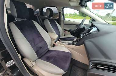 Седан Ford Focus 2012 в 