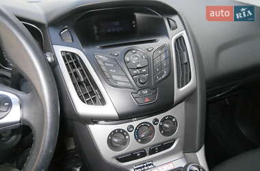 Универсал Ford Focus 2012 в 