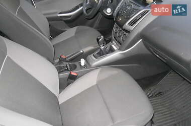 Универсал Ford Focus 2012 в 