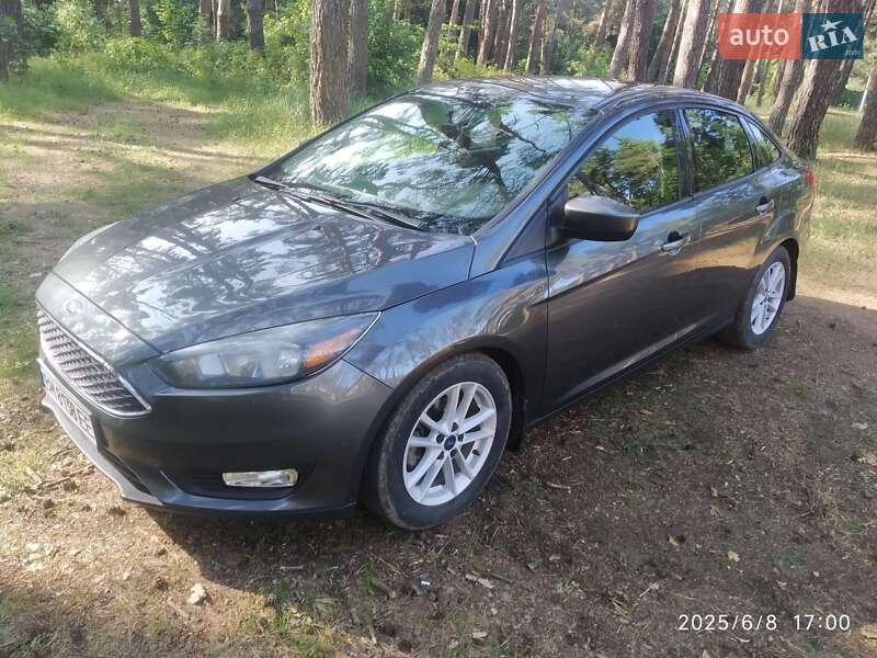 Седан Ford Focus 2017 в 