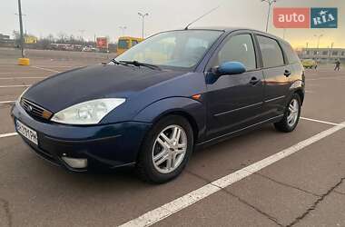 Хэтчбек Ford Focus 2002 в 