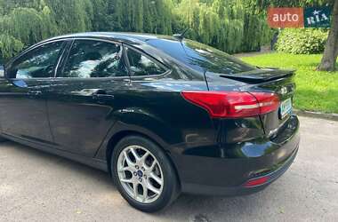 Седан Ford Focus 2015 в 