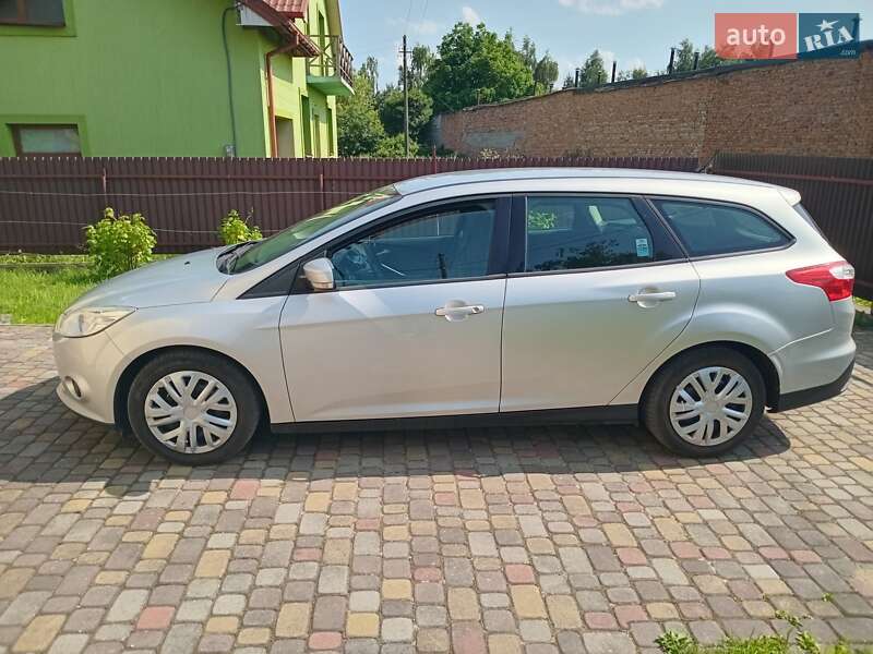 Универсал Ford Focus 2012 в Калуше