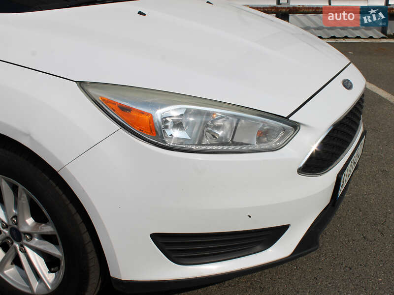 Седан Ford Focus 2016 в Киеве