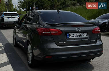 Седан Ford Focus 2017 в 