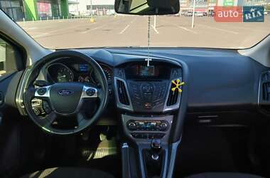 Седан Ford Focus 2014 в 
