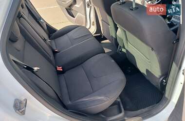 Седан Ford Focus 2014 в 